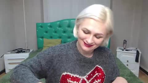 OliviaHorst online show from January 2025 03:10:01 PM