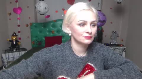 OliviaHorst online show from November 2025 06:06:01 PM