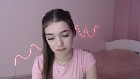 Olivia online show from December 2024 06:13:01 PM