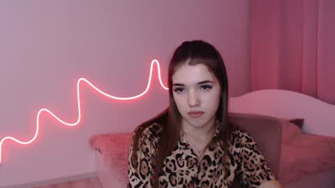 Olivia online show from January 2025 06:45:02 PM