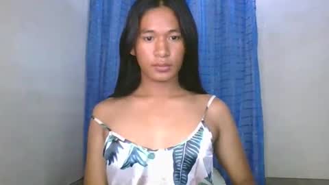 Snapshot of oliviaslut69 chatting on November 2025 04:12:01 AM oliviaslut69 online show from November 2025 04:12:01 AM