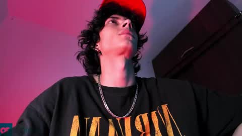     online show from February 2025 07:44:01 AM