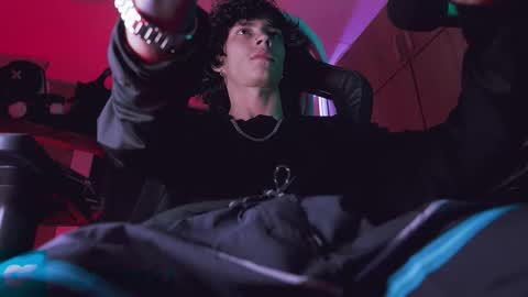     online show from September 2025 02:57:01 AM