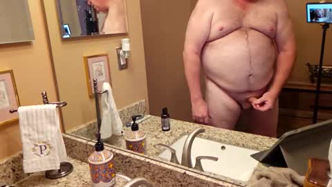 Snapshot of olmantinydick chatting on March 2026 03:08:01 AM olmantinydick online show from March 2026 03:08:01 AM