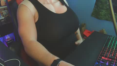 Dani Pregna online show from October 2025 02:06:02 PM