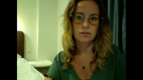 olyra11 online show from January 2026 09:31:02 PM