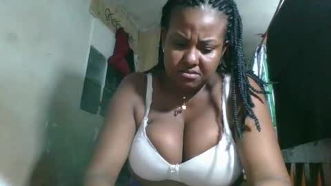 olyvienne90 online show from January 2026 04:56:01 PM