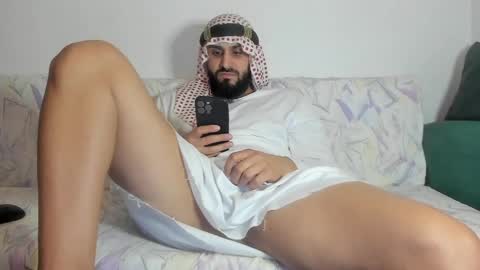 Omar online show from September 2025 08:09:01 PM