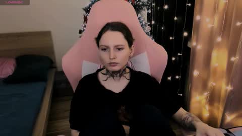 Snapshot of on_yxxx chatting on November 2025 06:51:02 PM on_yxxx online show from November 2025 06:51:02 PM