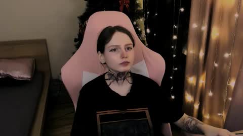 Snapshot of on_yxxx chatting on December 2025 05:39:02 PM on_yxxx online show from December 2025 05:39:02 PM