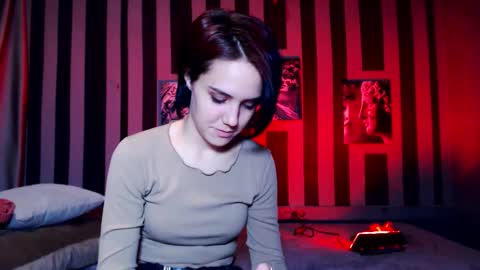 onaloon online show from November 2025 01:28:02 AM