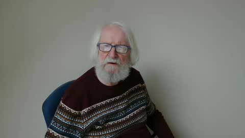 Somewhere over the rainbow online show from January 2025 01:23:02 PM