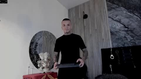     ... online show from October 2025 07:13:01 PM