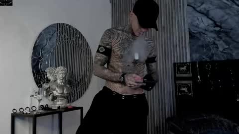     ... online show from October 2025 07:46:02 PM