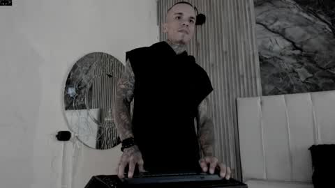     ... online show from April 2026 07:30:02 PM