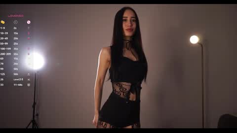 Mia online show from June 2026 03:17:01 PM