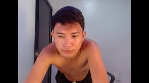 Snapshot of onebigloadxxx chatting on March 2026 11:43:02 AM Wyn Will serve you and be your slave online show from March 2026 11:43:02 AM