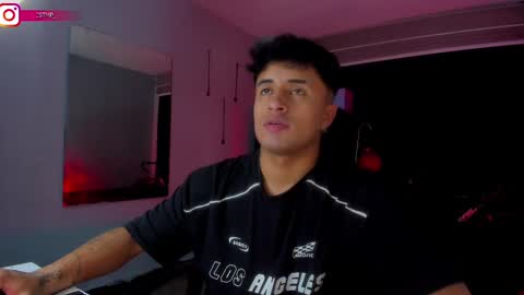 YIN MIGUEL online show from February 2025 02:38:01 AM