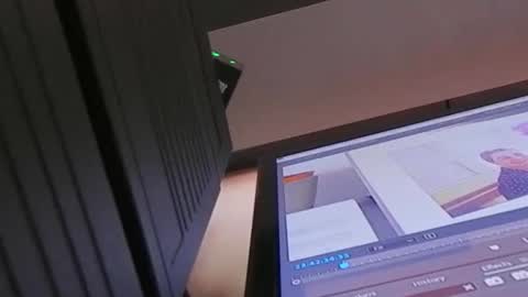 Snapshot of onenouan chatting on November 2025 08:16:02 AM onenouan online show from November 2025 08:16:02 AM