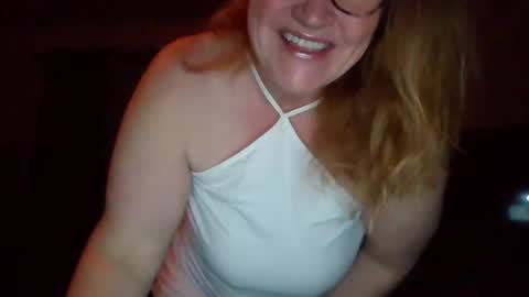 Snapshot of onespet chatting on March 2025 11:25:02 AM Onespet online show from March 2025 11:25:02 AM