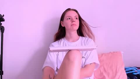 only_sarah1 online show from October 2025 09:27:01 PM