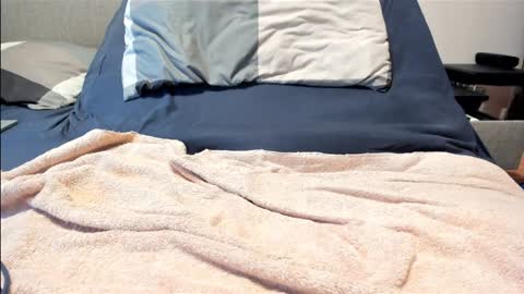 Snapshot of ontheedgel32 chatting on January 2025 06:14:01 PM ontheedgel32 online show from January 2025 06:14:01 PM