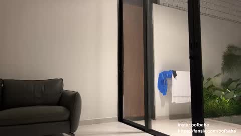 Helen online show from December 2025 12:14:02 PM