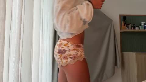 Helen online show from July 2026 10:33:01 PM