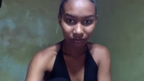 Snapshot of oolyette chatting on November 2025 09:20:01 AM oolyette online show from November 2025 09:20:01 AM