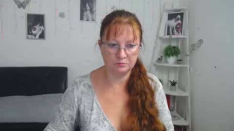 Vanessa online show from September 2025 05:07:02 AM