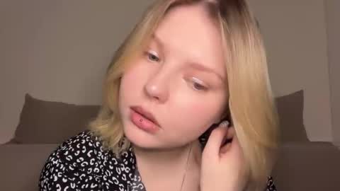 Ophelia online show from March 2026 06:58:01 PM