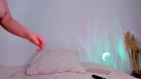 Claire online show from February 2025 03:47:02 AM