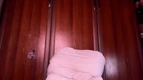 Snapshot of origamicat chatting on October 2025 04:08:01 PM origamicat online show from October 2025 04:08:01 PM