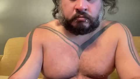 oscar_valentine online show from April 2026 06:35:01 PM