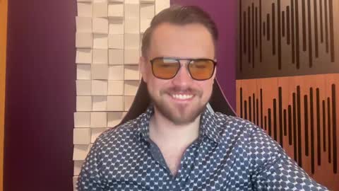 Oscar Steel Savage online show from February 2025 06:19:01 PM