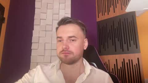 Oscar Steel Savage online show from February 2025 06:24:02 PM