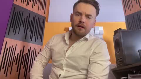 Oscar Steel Savage online show from February 2025 05:33:01 PM