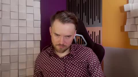 Oscar Steel Savage online show from February 2025 09:42:02 PM