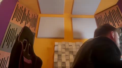 Oscar Steel Savage online show from February 2025 07:25:01 PM