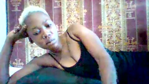 oshee444 online show from February 2026 06:34:01 AM