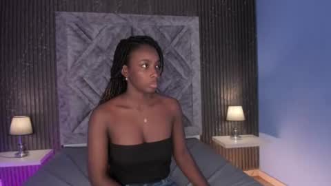 oshun_444 online show from June 2026 12:08:01 PM