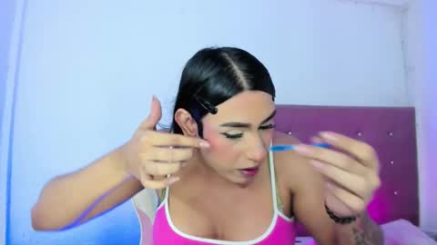 Maria   online show from November 2025 06:37:01 AM