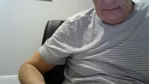 Ossi online show from February 2026 11:34:02 PM