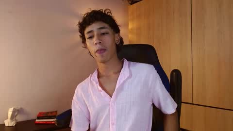 ostin 18hot online show from January 2025 02:19:01 AM