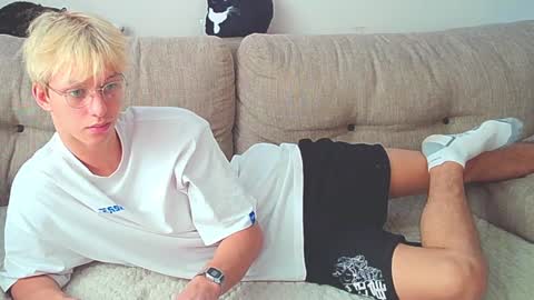 Ostin online show from December 2024 07:49:02 AM