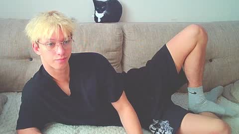 Ostin online show from December 2024 08:19:02 AM