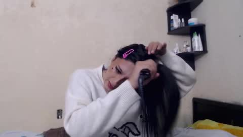 RACHEL CHOW online show from November 2025 02:34:01 AM