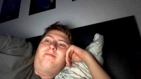 outflayd online show from November 2025 05:28:02 AM