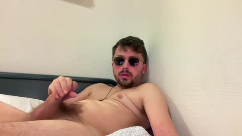 Snapshot of ovidius96 chatting on December 2024 11:02:01 PM ovidius96 online show from December 2024 11:02:01 PM