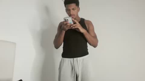 Owen online show from December 2025 11:00:02 PM